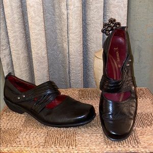 Romika Criss Cross Mary Jane Leather Comfort Shoes